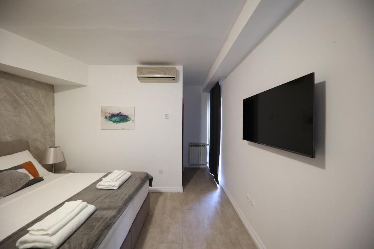 Beachfront Apartments And Rooms Sukošan Exteriér fotografie