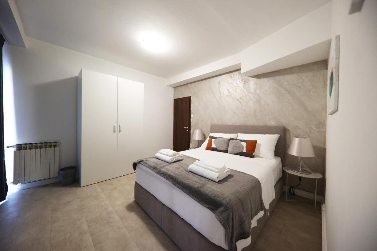 Beachfront Apartments And Rooms Sukošan Exteriér fotografie